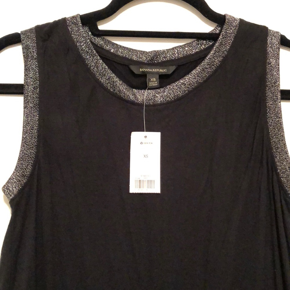 Banana Republic NWT black tank with silver edge